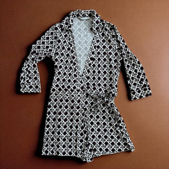 DVF DIANE VON FURSTENBERG Brown Basket Weave Print Wrap Romper Size 6 - Picture 1 of 13
